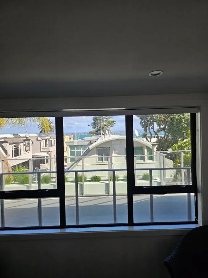 Luxury Beach Escape - 6 Adams Ave Mount Maunganui 0*,  New Zealand
